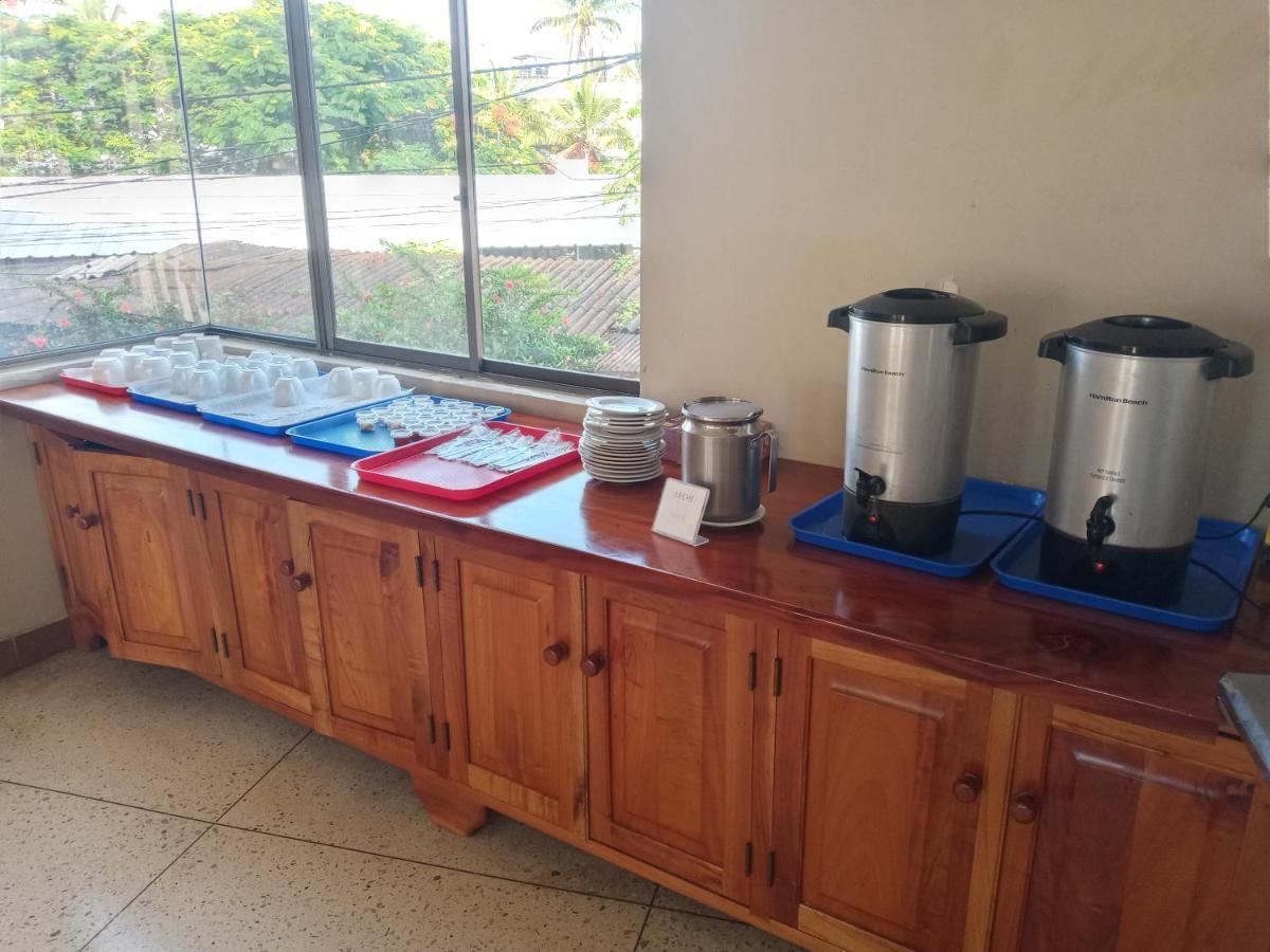 Hotel Palmeras Galapagos Puerto Ayora  Dış mekan fotoğraf