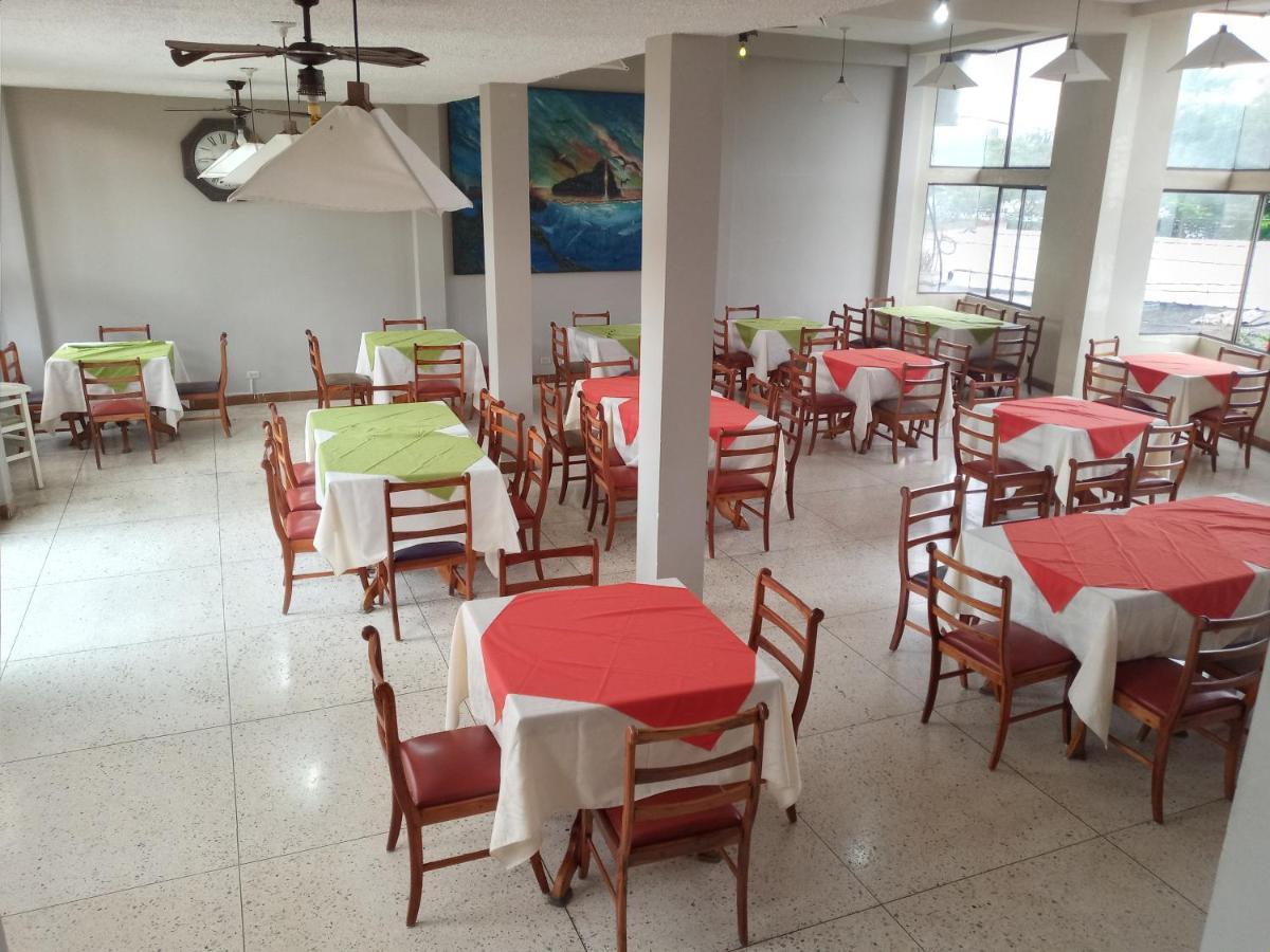 Hotel Palmeras Galapagos Puerto Ayora  Dış mekan fotoğraf