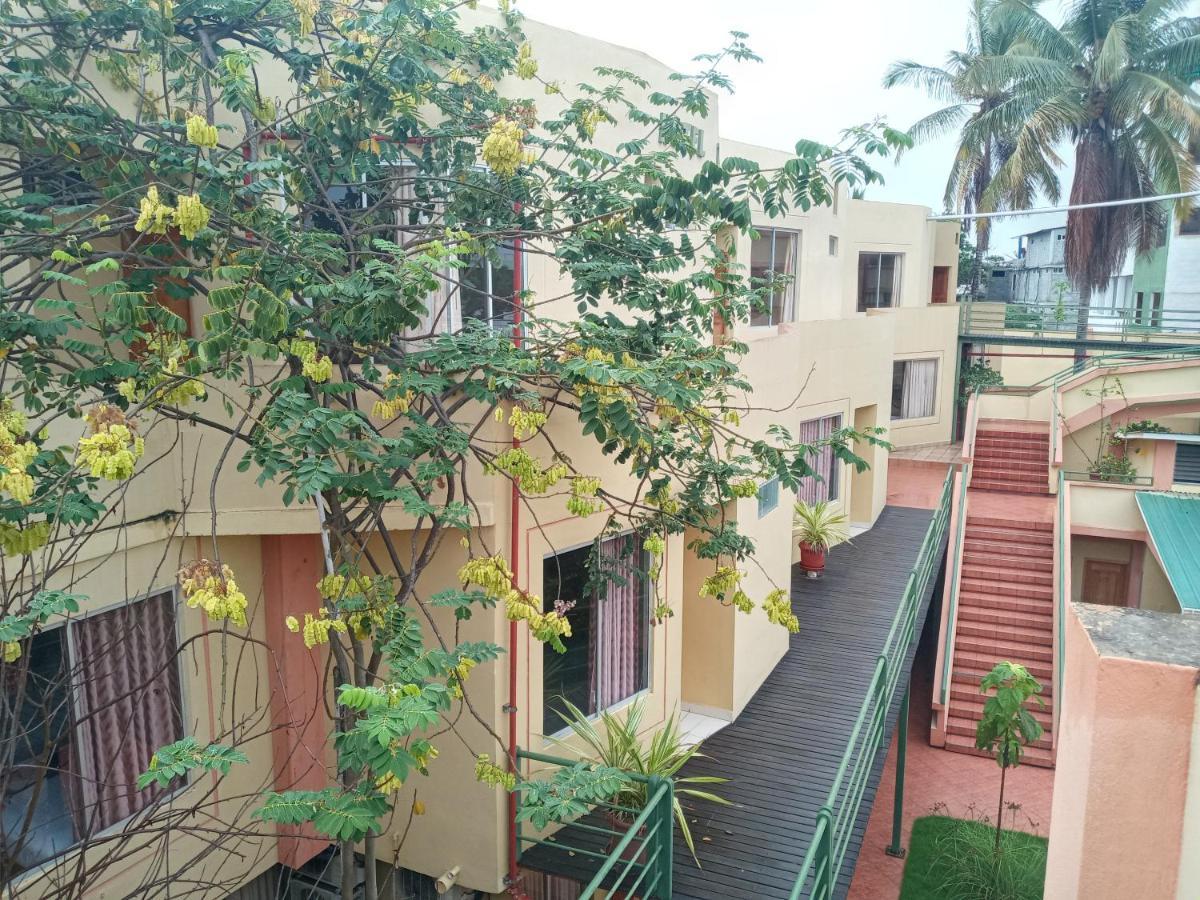 Hotel Palmeras Galapagos Puerto Ayora  Dış mekan fotoğraf